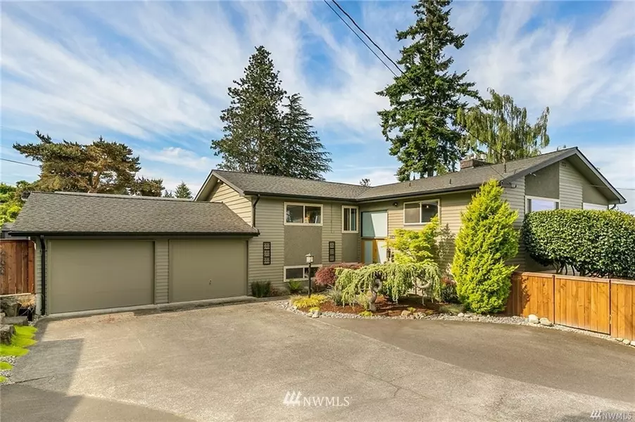 18914 Olympic View DR, Edmonds, WA 98020