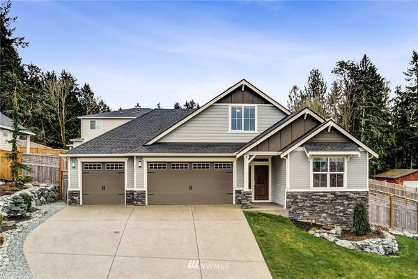 902 Birch ST, Steilacoom, WA 98388