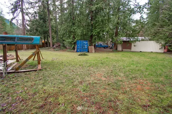 Maple Falls, WA 98266,401 Flair Valley CT