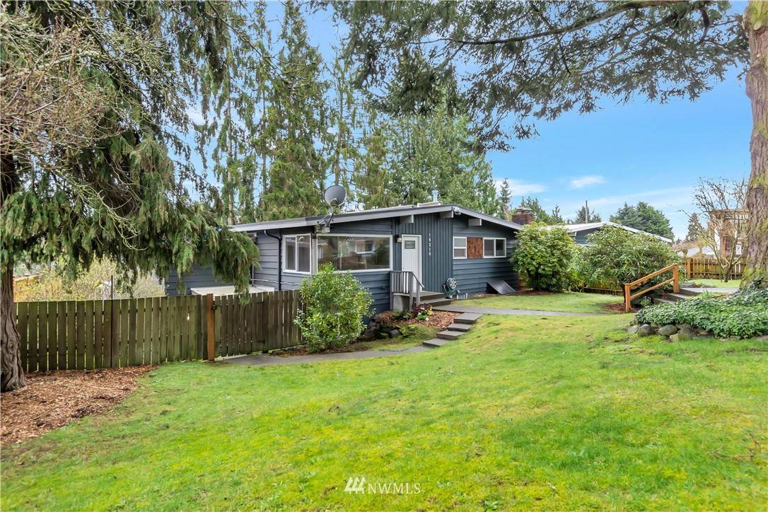 16216 Corliss PL N, Shoreline, WA 98133