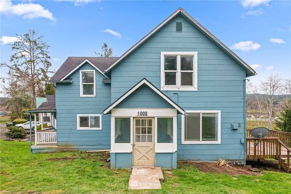 1008 Virginia ST, Raymond, WA 98577