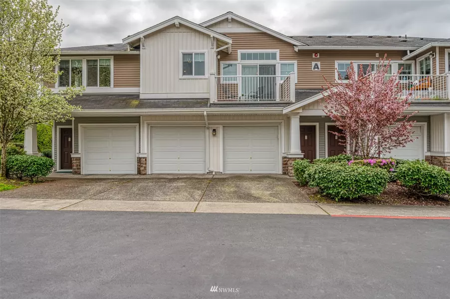 3951 S 211th PL #A4, Seatac, WA 98198