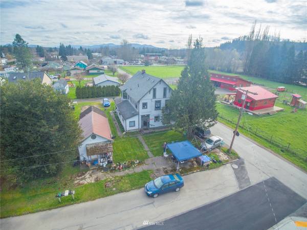 31628 W Commercial ST, Carnation, WA 98014