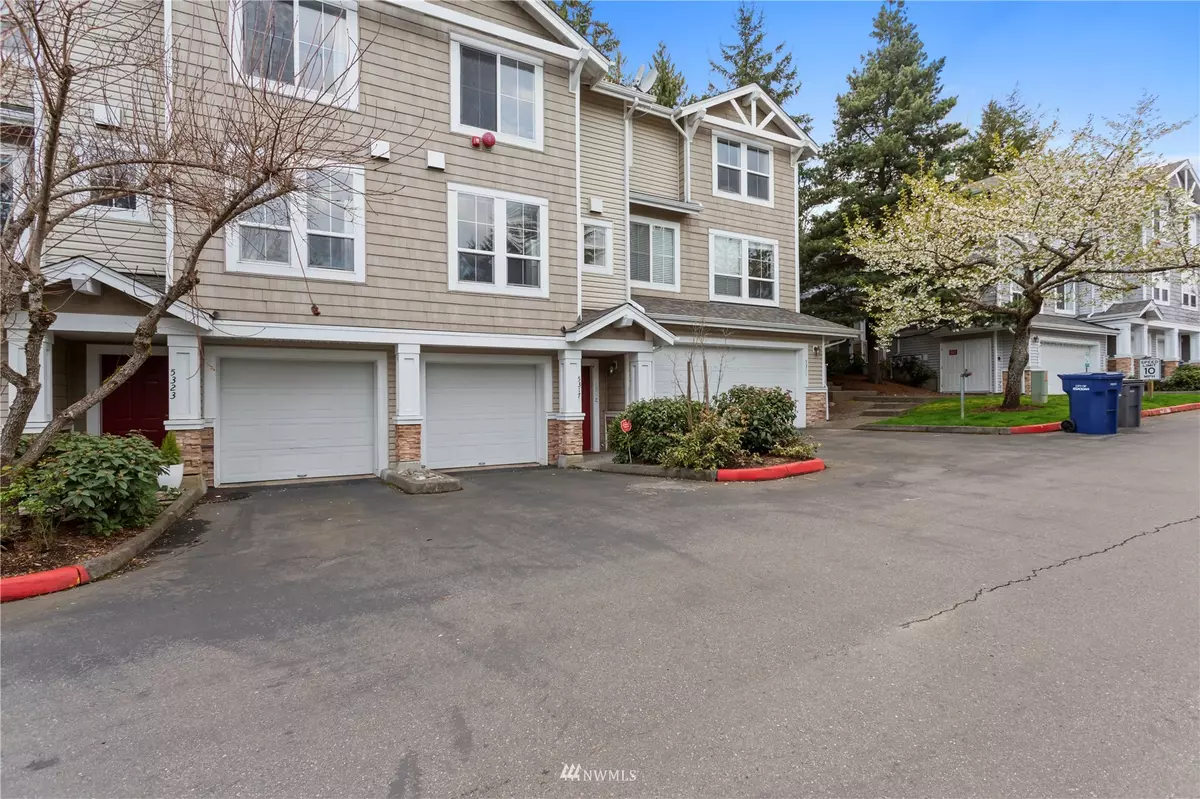 Sammamish, WA 98029,5317 236th PL SE #3