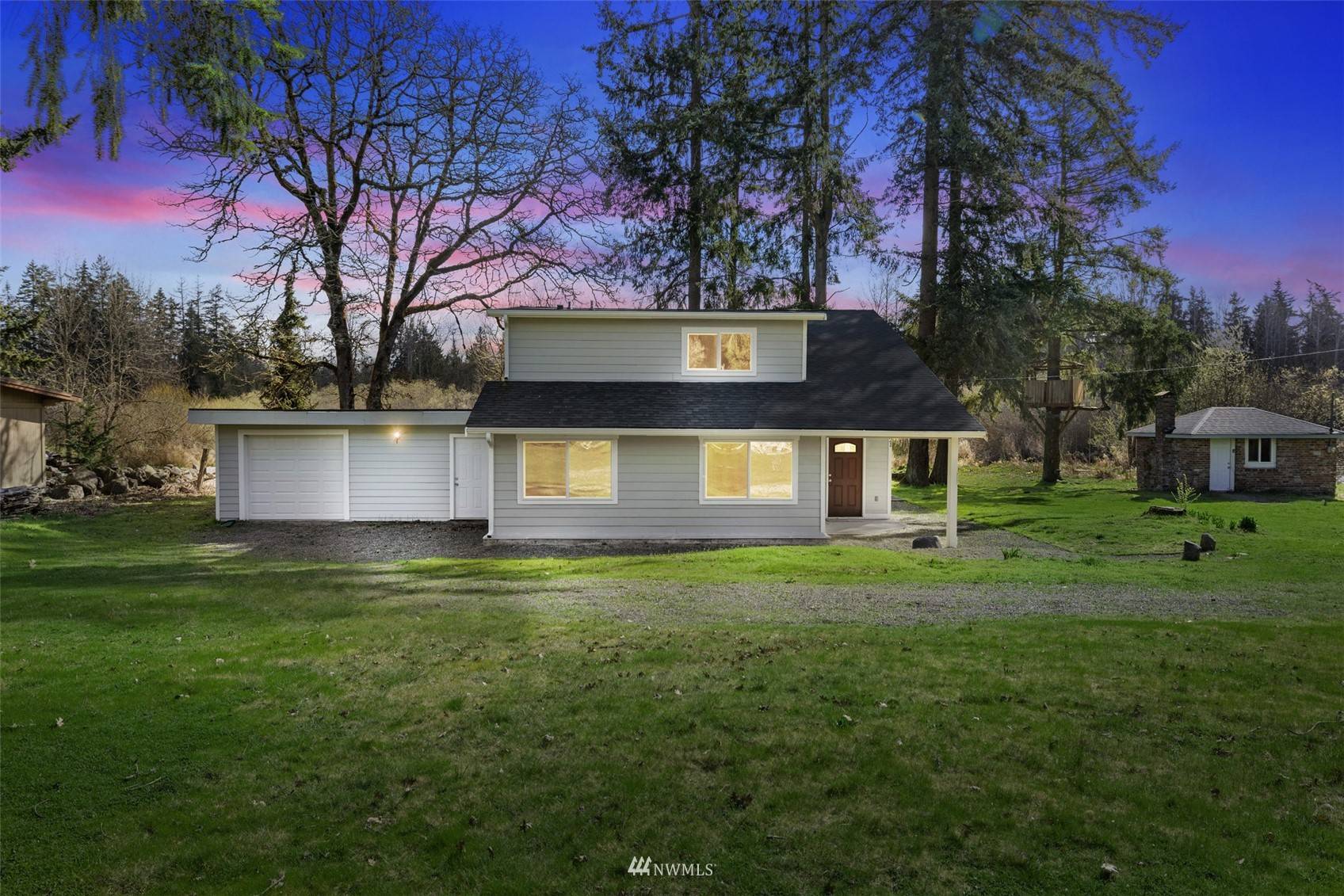 15521 35th AVE E, Tacoma, WA 98446