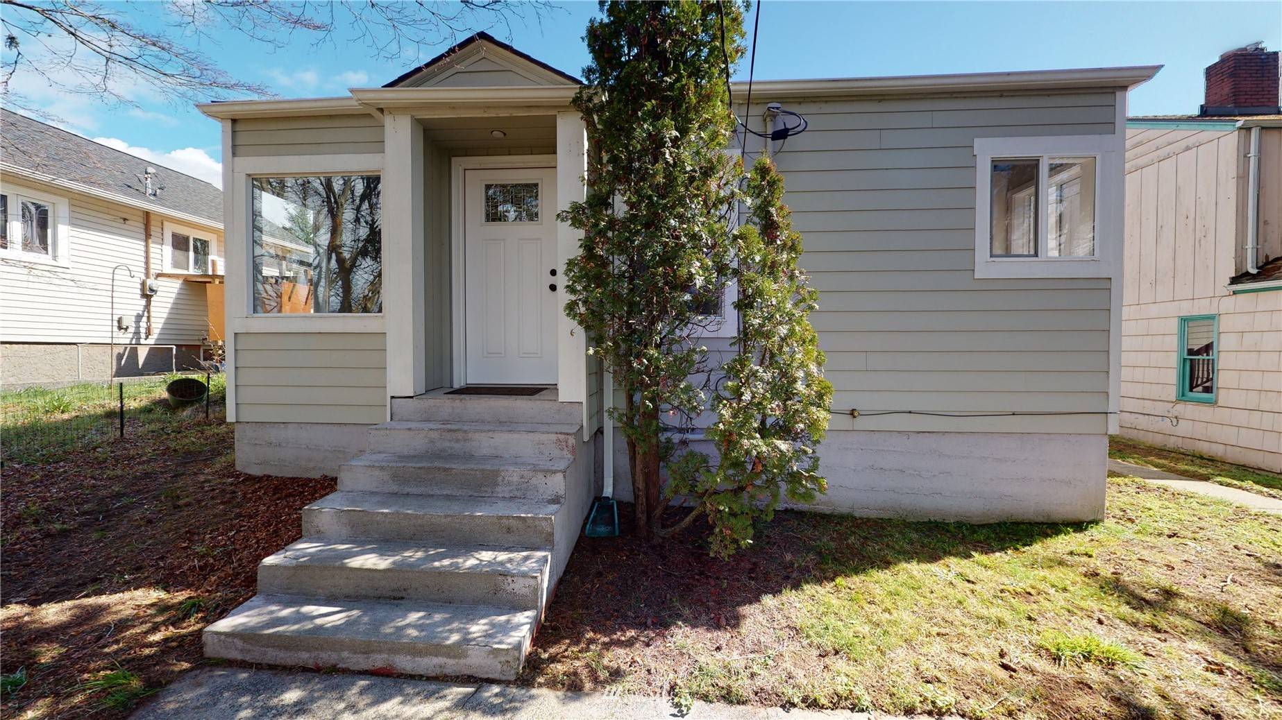 124 Bloomington Ave, Bremerton, WA 98312