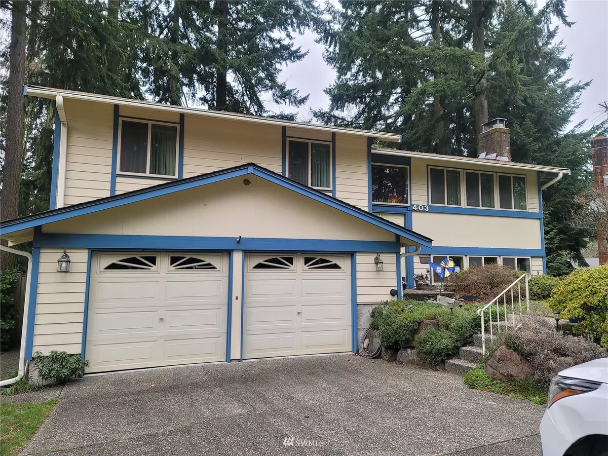 Shoreline, WA 98155,403 NE 153rd ST