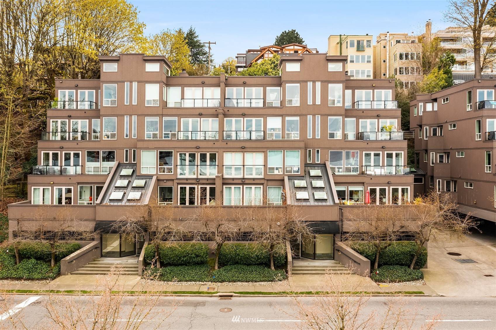 2105 Westlake AVE N #402, Seattle, WA 98109