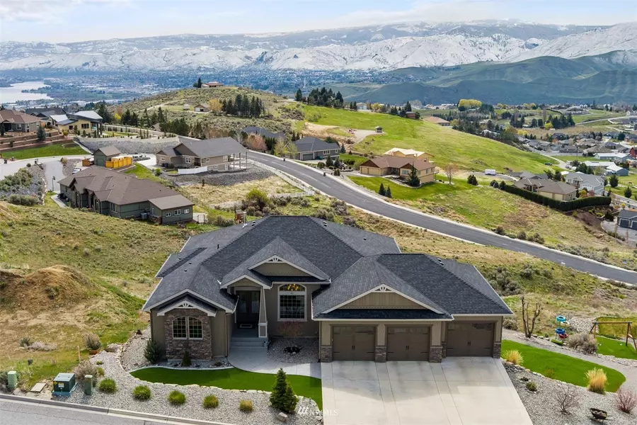 37 Avalon TER, Wenatchee, WA 98801