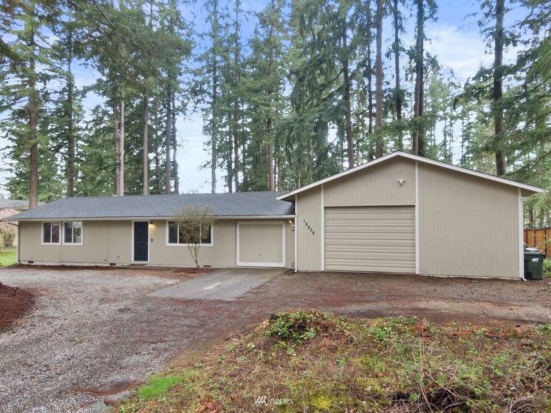 19808 SE Covington Sawyer RD, Kent, WA 98042