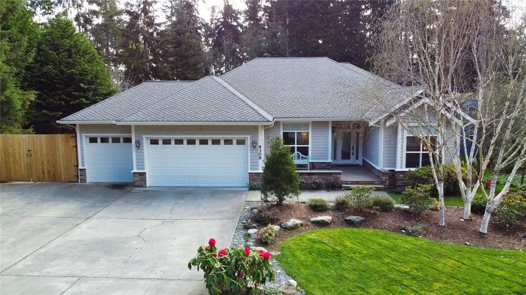 4309 Garden Grove LN, Greenbank, WA 98253