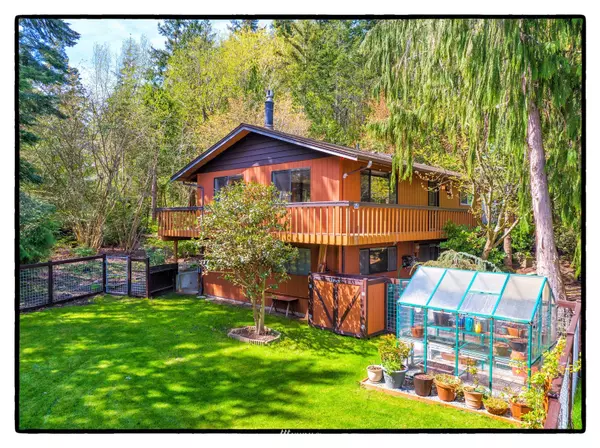 630 Shushwap LN, La Conner, WA 98257