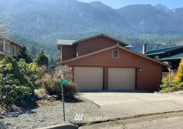 351 Maple Grove RD, Port Angeles, WA 98362