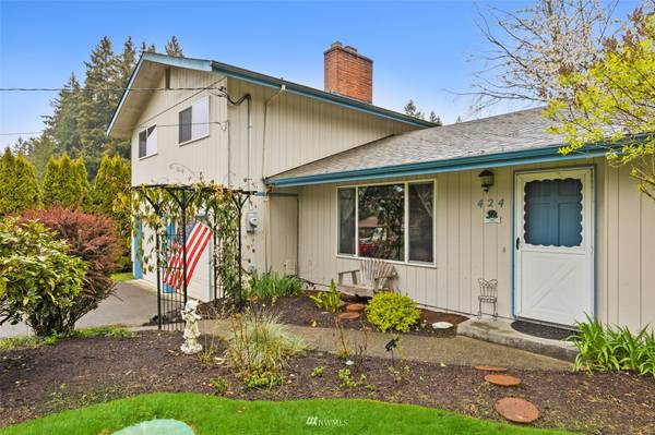 424 Bulldog ST SE, Olympia, WA 98503