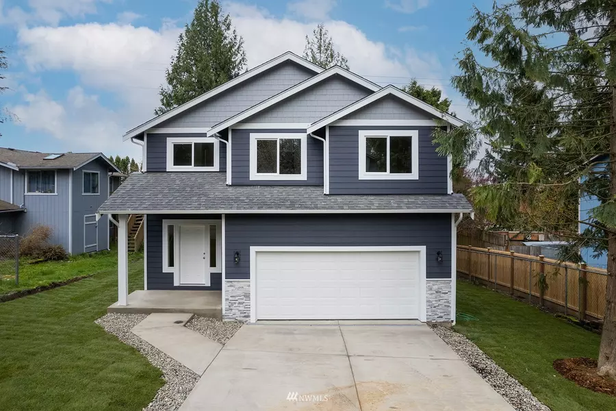 21355 SE 271st PL, Maple Valley, WA 98038