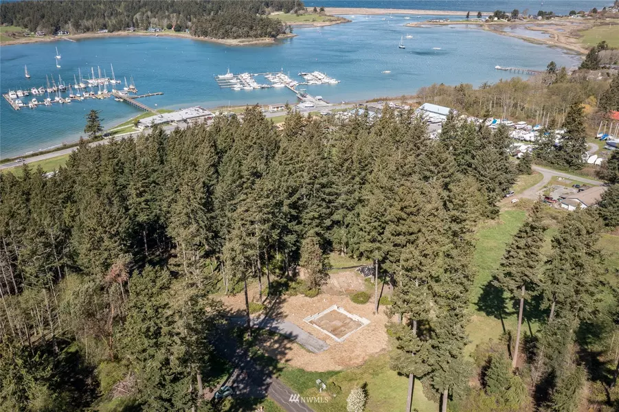 163 Mariner DR, Lopez Island, WA 98261