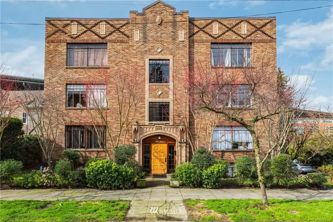 Seattle, WA 98102,3121 Franklin AVE E #24