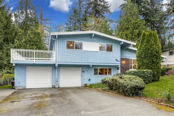 80 Mt Olympus DR SW, Issaquah, WA 98027