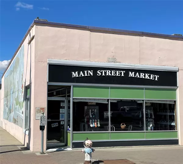 Omak, WA 98841,1 Main ST