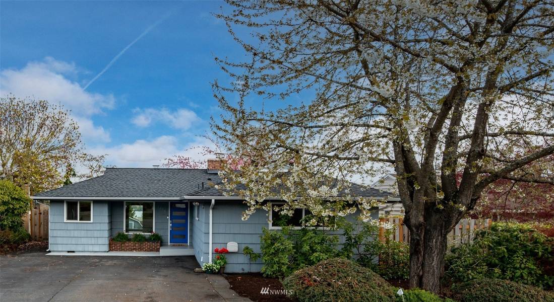 7738 S Mission DR, Seattle, WA 98178