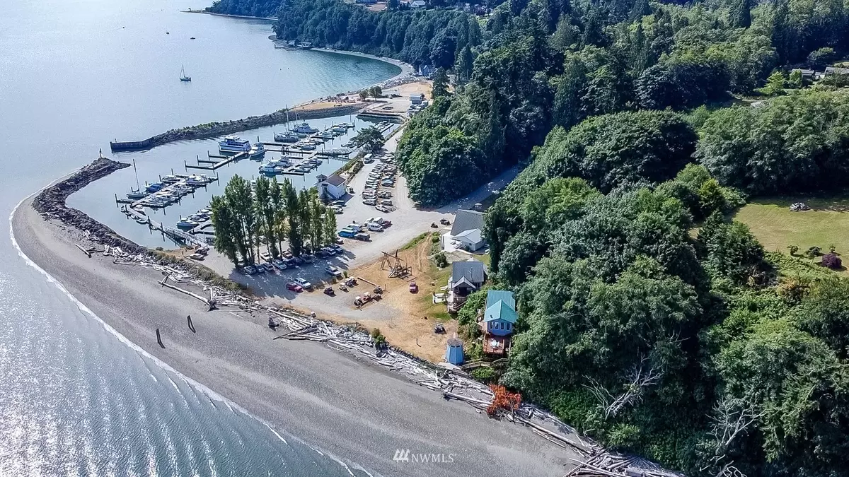 Hat Island, WA 98206,114 B Whidbey Island DR