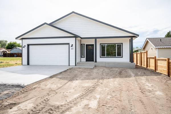 23 Cherry ST S, Soap Lake, WA 98851