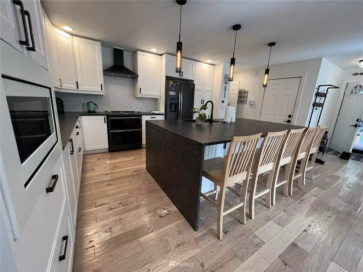Bellingham, WA 98229,32 Holly View WAY
