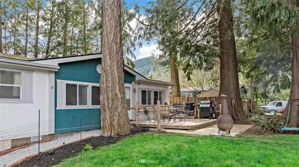 490 Vine Maple WAY, Sedro Woolley, WA 98284