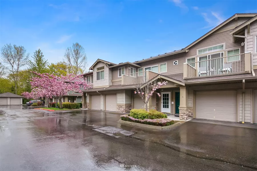 21507 42nd AVE S #C5, Seatac, WA 98198