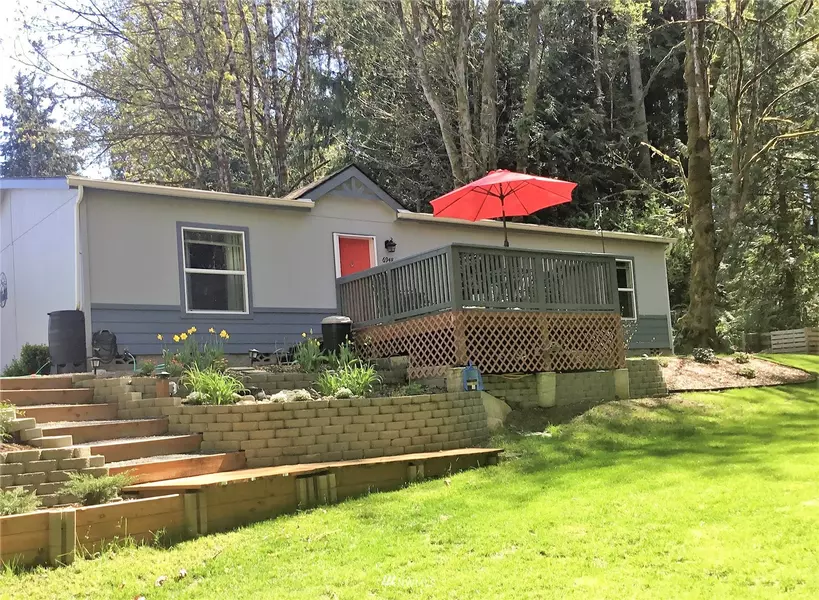 6948 E Wyoming ST, Port Orchard, WA 98366