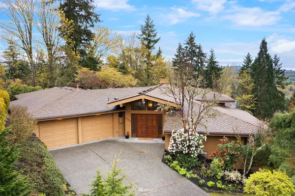 5720 145th AVE SE, Bellevue, WA 98006
