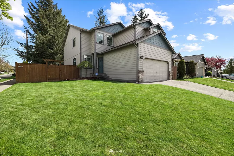 28106 226th PL SE, Maple Valley, WA 98038
