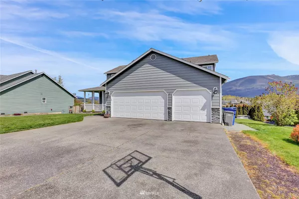 Mount Vernon, WA 98274,17125 Sockeye DR