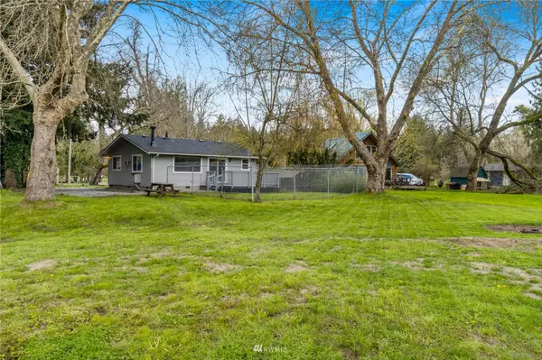 Yelm, WA 98597,18637 Old Camp LN SE