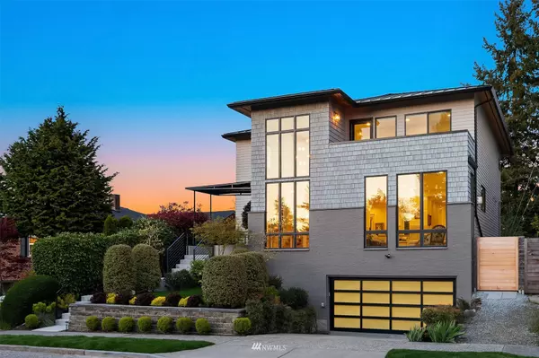 5146 48th AVE NE, Seattle, WA 98105