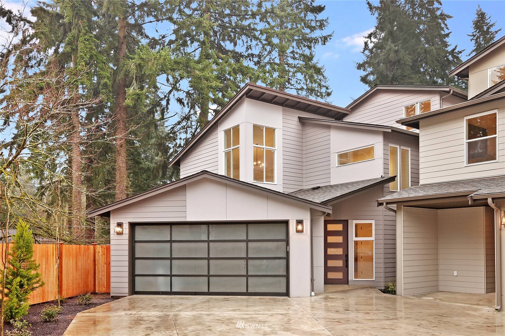 19129 1st DR SE #A, Bothell, WA 98012