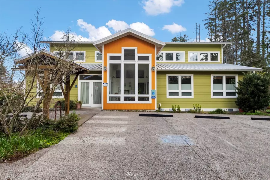 436 Mcphee RD SW, Olympia, WA 98502