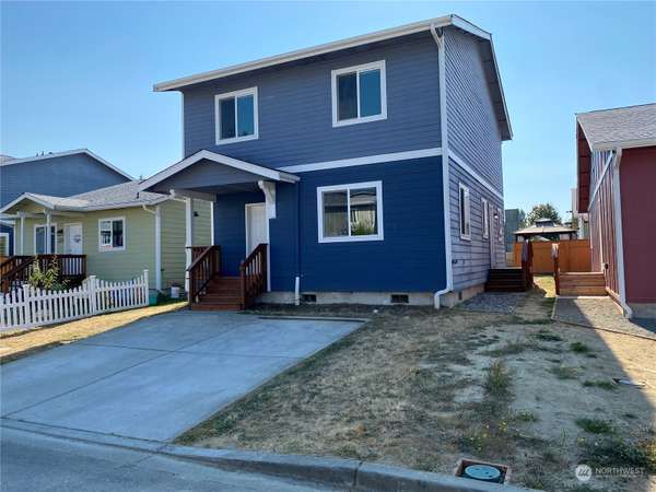 2104 SE Polar Star WAY, Port Orchard, WA 98366