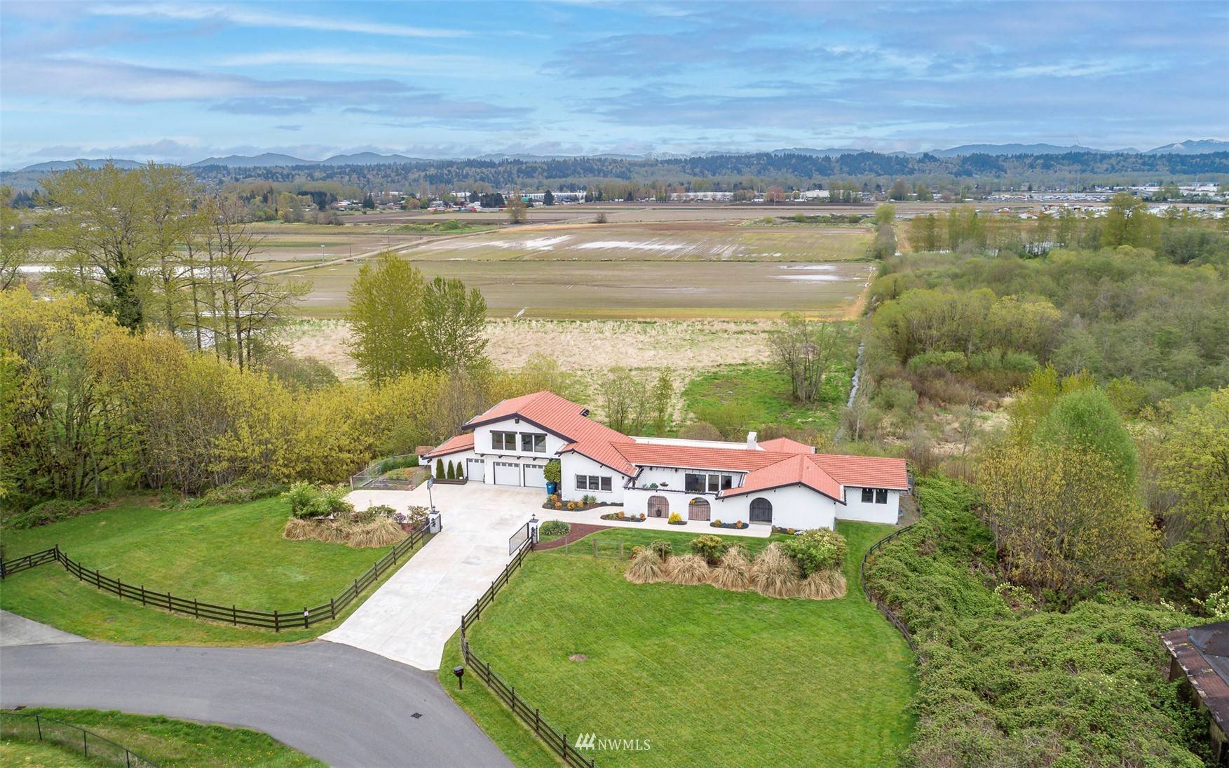 27130 52nd AVE S, Kent, WA 98032