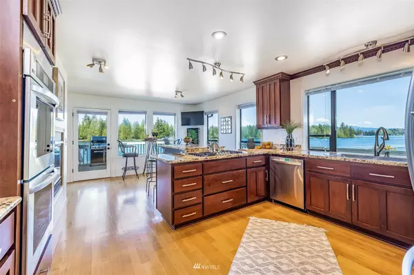 Bonney Lake, WA 98391,4706 N Island DR