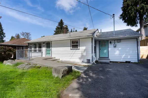 Burien, WA 98168,1226 S 130th PL