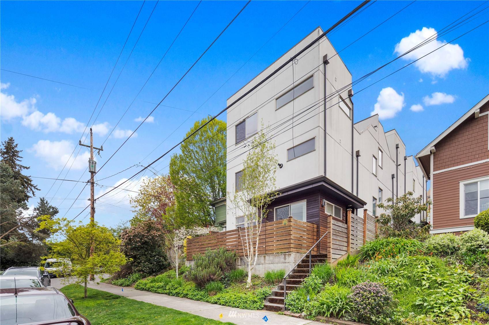 1805 25th AVE #B, Seattle, WA 98122