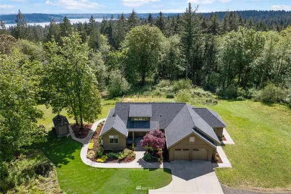 503 Foxfire RD, Fox Island, WA 98333