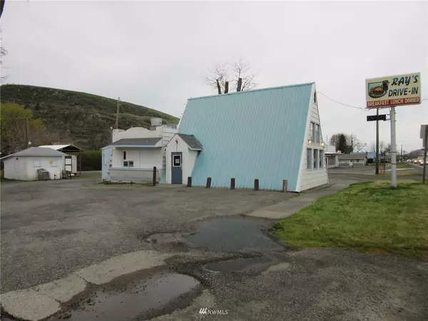 Dayton, WA 99328,221 W Main ST