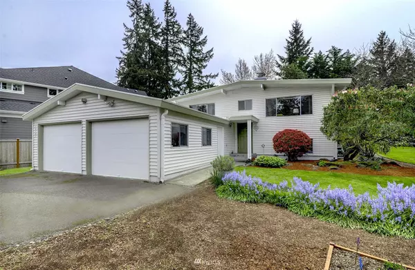 15107 SE 42nd PL, Bellevue, WA 98006