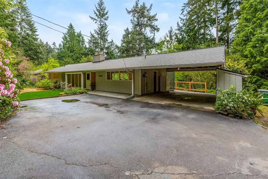 16045 25th AVE SW, Burien, WA 98166