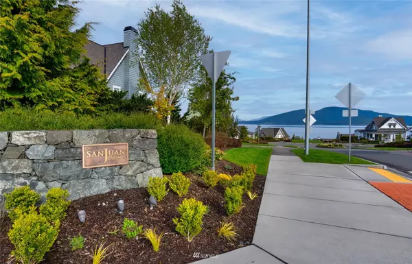 Anacortes, WA 98221,4611 Schooner DR