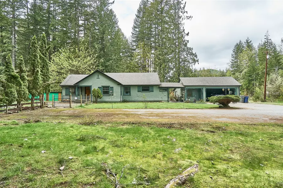 30404 Giles RD, Darrington, WA 98241