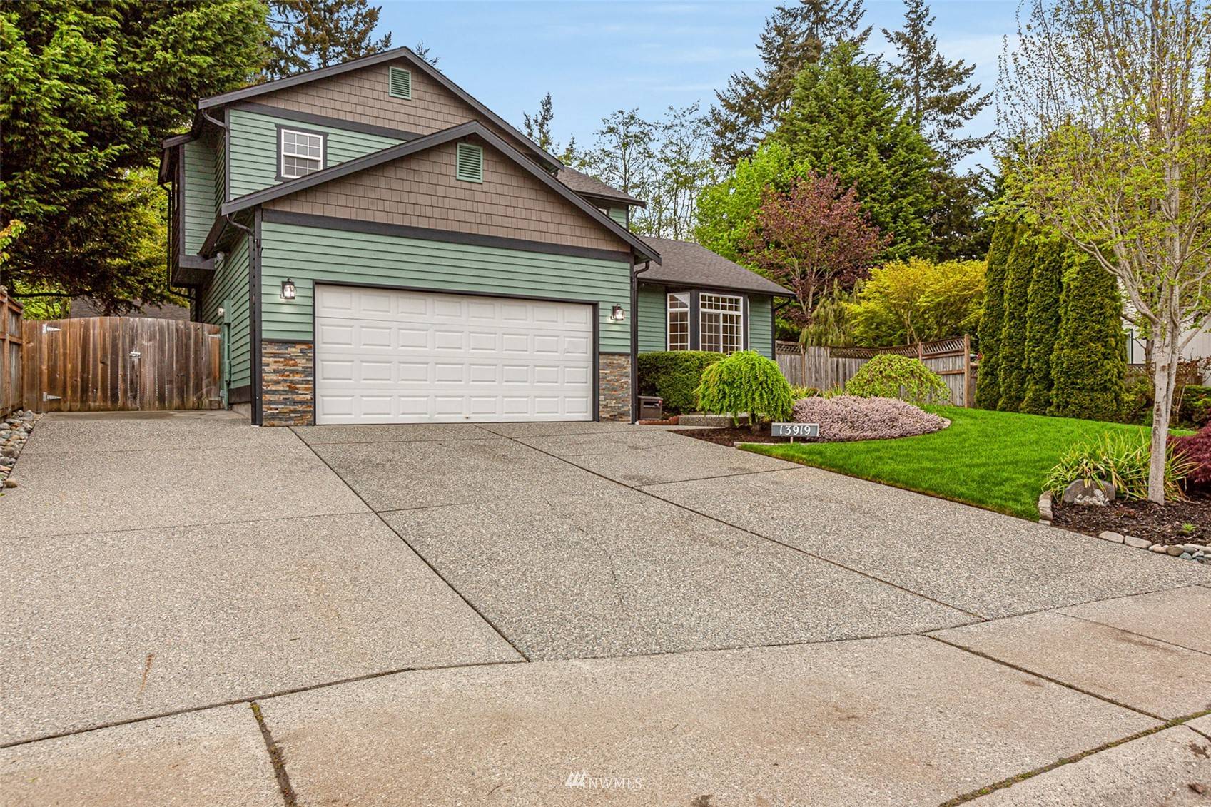 13919 57th PL W, Edmonds, WA 98026