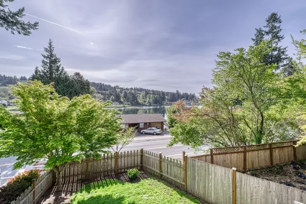 9306 N Harborview DR, Gig Harbor, WA 98332